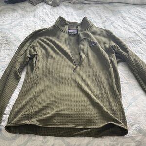 Patagonia Forest Green Quarter-Zip Top